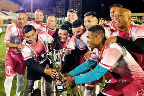 Barrunto hace historia y conquista la primera etapa del Máster APEM